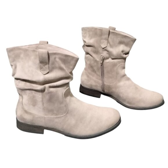 Ruiee Size 11 Ankle Boots Beige Slouchy Round Toe Low Calf Flat Booties - Picture 6 of 10